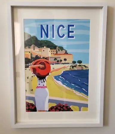 Ensoleille Avec Terrasse * Nicea